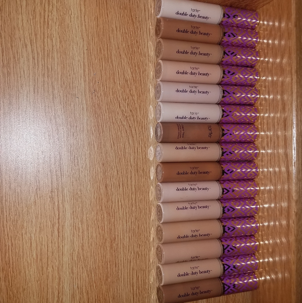 Tarte shape tape bundle.